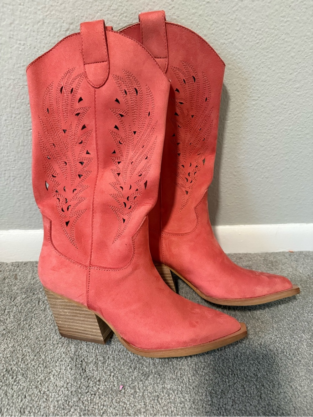 NEW Women’s Coral Suede Western Boots - Stylish Mid Heel